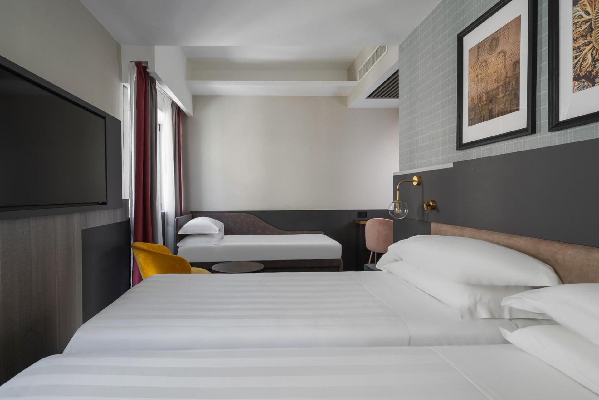 Iq Hotel Firenze Oda fotoğraf